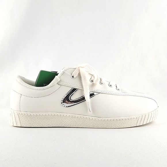 NWT Tretorn Women's Nylite Plus White Vintage Style Leather Lace-up Sneaker 8.5M - Picture 3 of 16